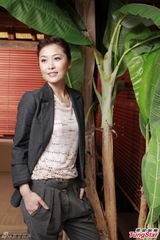 组图：剩女周丽淇被友人安排相亲