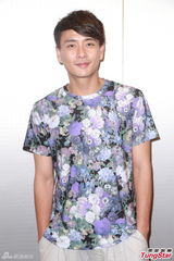 组图：万绮雯黄宗泽聚餐 宣传剧集《好心作怪》