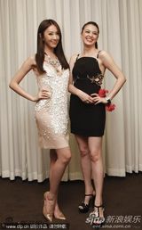 组图：隋棠亮相釜山秀性感 张榕容露背裙争艳