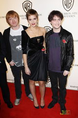 高清图：《哈利-波特》见面会 艾玛-沃特森黑裙惊艳