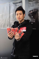 组图：潘玮柏桃花旺频获示爱 成当红女星性幻想对象