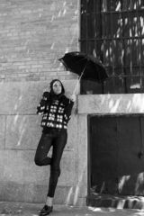 组图：《X战警》女星法米克-詹森优雅登杂志