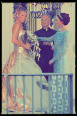 组图：《绯闻女孩》最终季片场 S与Dan浪漫婚礼