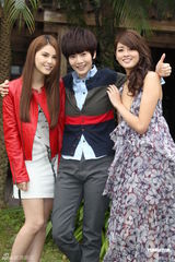 组图：昆凌首次跨足电视剧演出 曾之乔扮男装亮相