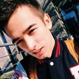 组图：韦唯仨混血儿子帅照曝光 大儿子北大学霸