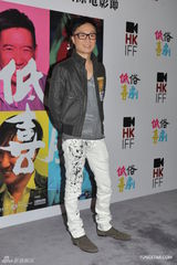 组图：杜汶泽放言六十岁生子 郑中基新片脏话连连