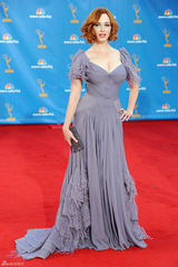 高清组图：克里斯蒂娜-亨德里克斯深紫长裙亮相