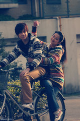 组图：李智楠颖儿《千山暮雪》后演绎甜蜜情侣