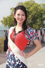 组图：候选中华小姐背景雄厚 徐少强之女曾志伟护航