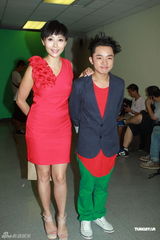 组图：TVB45周年艺员合照 胡杏儿陈豪占头排