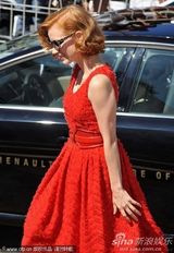 高清组图：电影《生命之树》发布会 皮特白衣翩翩