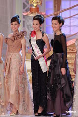 组图：2012港姐竞选现场 岑杏贤获最上镜小姐奖