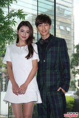 组图：炎亚纶新剧搭档李毓芬 被醉扑无生理反应