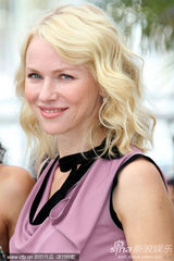 幻灯：《公平游戏》记者会 娜奥米-沃茨优雅迷人