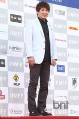 组图：具惠善等亮相堤川国际音乐电影节红毯