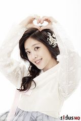 组图：韩团MBLAQ等携众星穿韩服送新年祝福