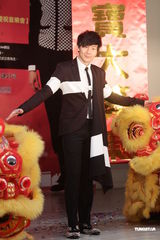 组图：林俊杰大方对Hebe示爱 为其写歌盼有合作