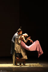 组图：《警幻绝》用舞蹈演绎别样红楼情感