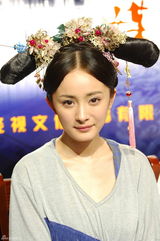 幻灯：清穿戏《宫》见面会 主创演绎世界杯及章鱼帝