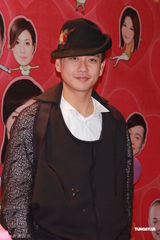 组图：曾志伟宣传《我爱HK》 遭曾宝仪微博“通缉”