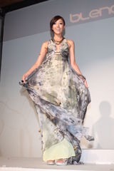 组图：隋棠身形消瘦代言走秀 享受单身不理旧爱绯闻