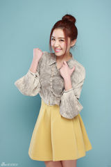 组图：阚清子方安娜斗艳 玩转儿童节大片