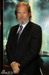 高清组图：《创战纪》洛杉矶首映 透射影片未来感