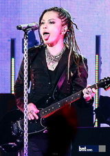 组图：日本男团彩虹乐队出演《世界巡演之首尔站》