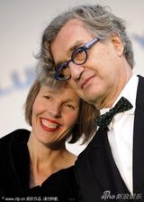 组图：维姆-文德斯亮相 携《翩娜》为奥斯卡打前站