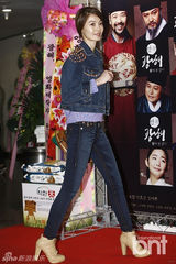 组图：话剧《光海》将演 李秉宪f(x)亮相宣传