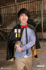 幻灯图：张敬轩将办三人音乐会 备透视装作秘密武器