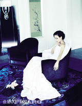 组图：那英《费加罗》奢华名媛眼妆魅惑