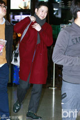 组图：申东烨收美国《SNL》节目邀请出国