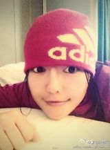 组图：最美马拉松女孩走红 私照曝光豪露半球