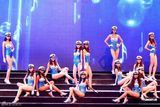 组图：亚洲超模大赛举行 36名佳丽演绎性感女水兵