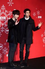 高清组图：韩片《巨塔》VIP首映举行群星捧场