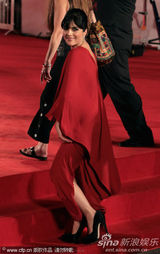 组图：《黑马》首映 布莱尔带初生儿子走红毯