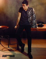 组图：陆毅登封面风度翩翩 魅惑眼神别样性感