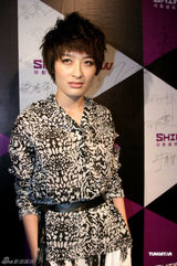 幻灯：“青春万岁”潮爆夜 李宇春曾轶可郭敬明助阵