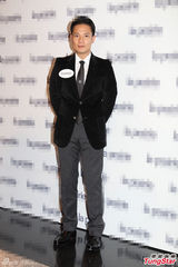 组图：马德钟闪避陈嘉桓 莫文蔚贺王力宏结婚