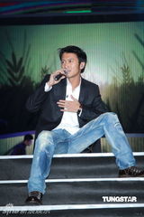 组图：王后驾到收官 谢霆锋李宇春孙燕姿热爆全场