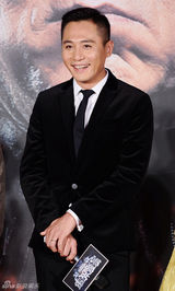 组图：《警察故事》首映 成龙称冯小刚电影都看