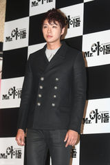 组图：韩片《偶像先生》试映 朴宰范池贤宇宣传