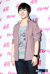 组图：SJ少女时代等明星出席某服饰品牌活动