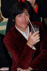 组图：复刻披头士演唱会香港举行 街头忙宣传