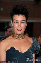 《安娜-卡列妮娜》首映 凯拉-奈特莉携手裘德-洛