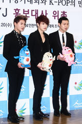 高清图：JYJ宣传亚运会 在中美艳有天可爱