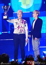 组图：SuperJunior《冠军秀》喜获第一