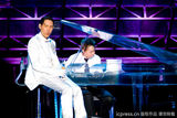 组图：张学友巡演南京站火爆 歌神劲歌热舞活力四射