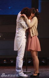 组图：音乐剧《流星恋歌》上演浪漫搞笑异国之恋